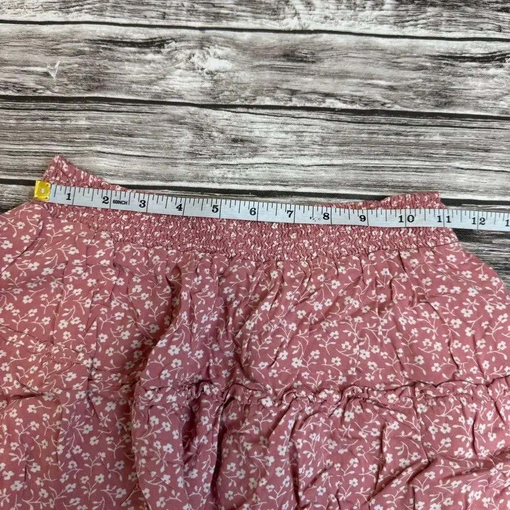 Hollister Women’s Pink White Floral Tiered Mini Skirt Smocked Waist Size S
